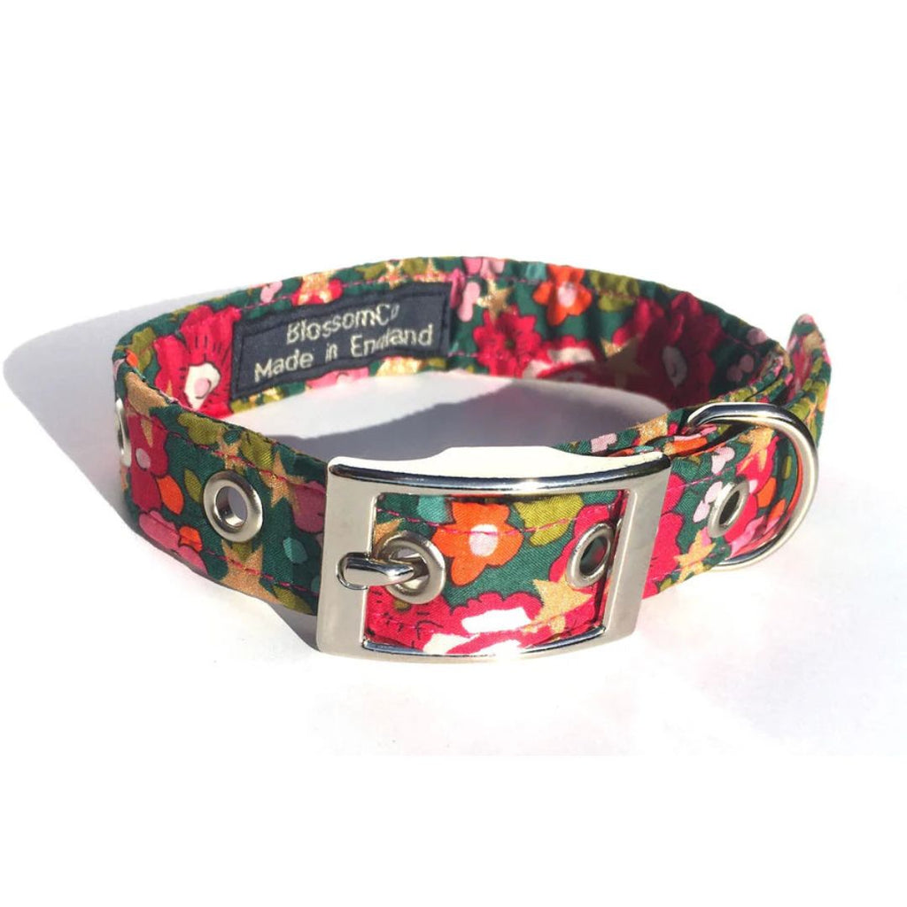 BlossomCo Collar Betsy Star - Liberty Print Christmas Dog Collar